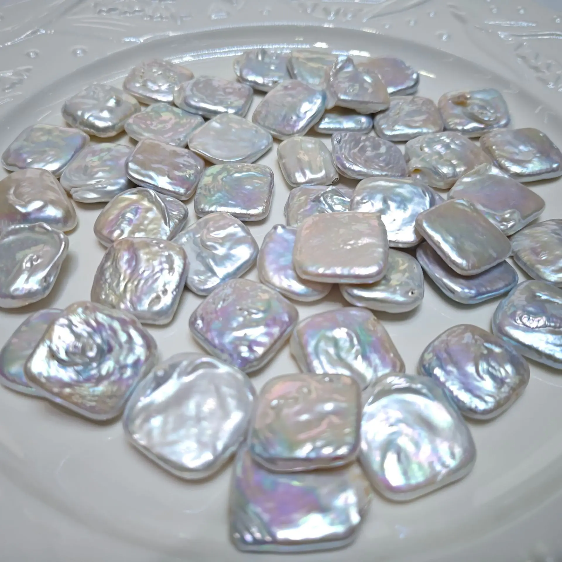 Natural Baroque Square Beads 20x20mm Light Dazzling