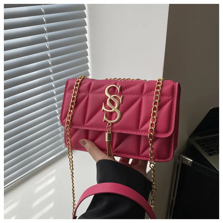 Pink Vintage Chain Crossbody Bag for Women — feature 11