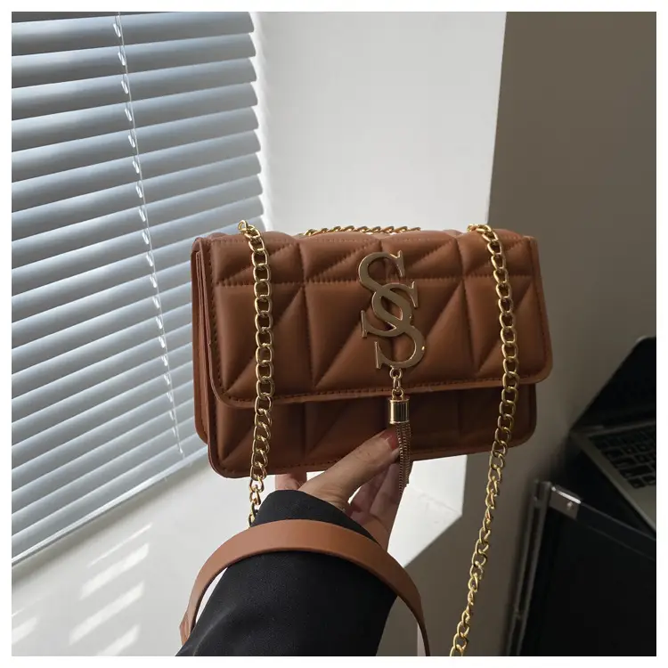 Pink Vintage Chain Crossbody Bag for Women — feature 16