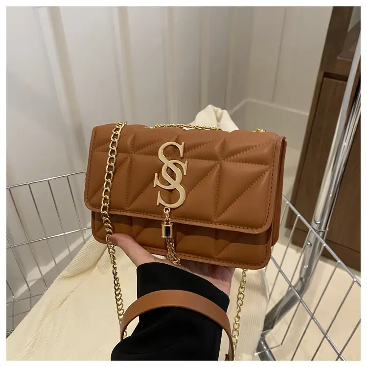 Pink Vintage Chain Crossbody Bag for Women - Image 2