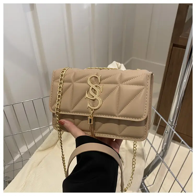 Pink Vintage Chain Crossbody Bag for Women - Image 5