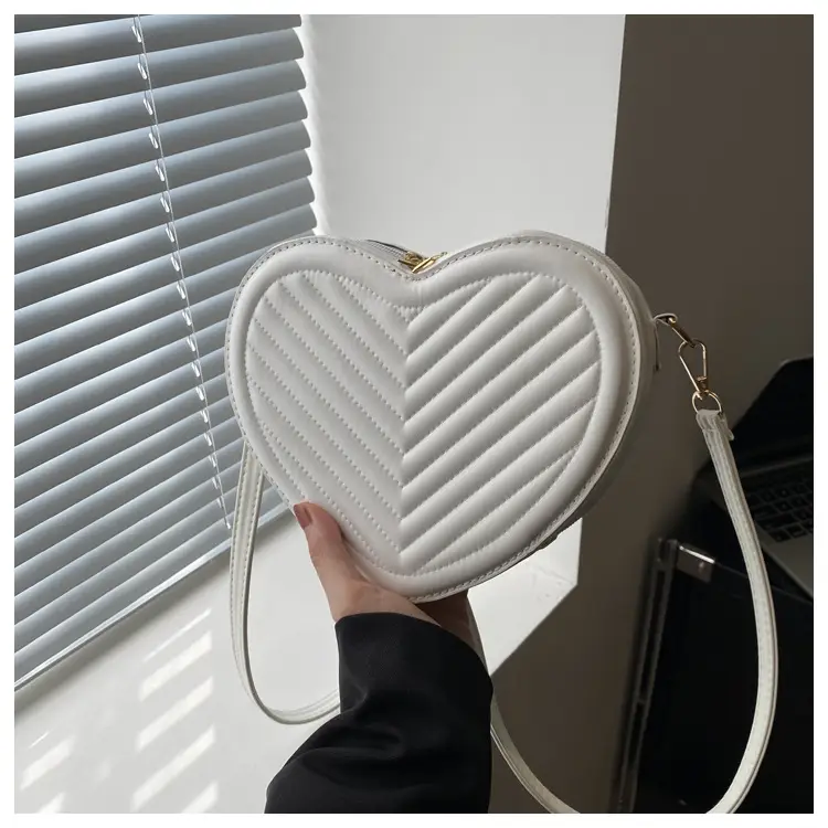 Red Heart-Shaped Shoulder Bag for Women — feature 11