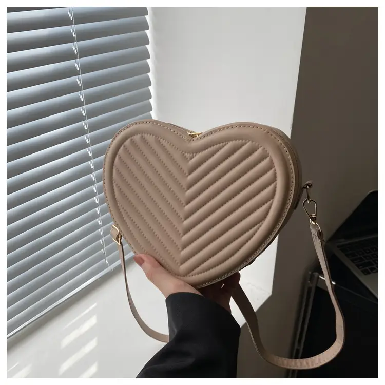 Red Heart-Shaped Shoulder Bag for Women — feature 15
