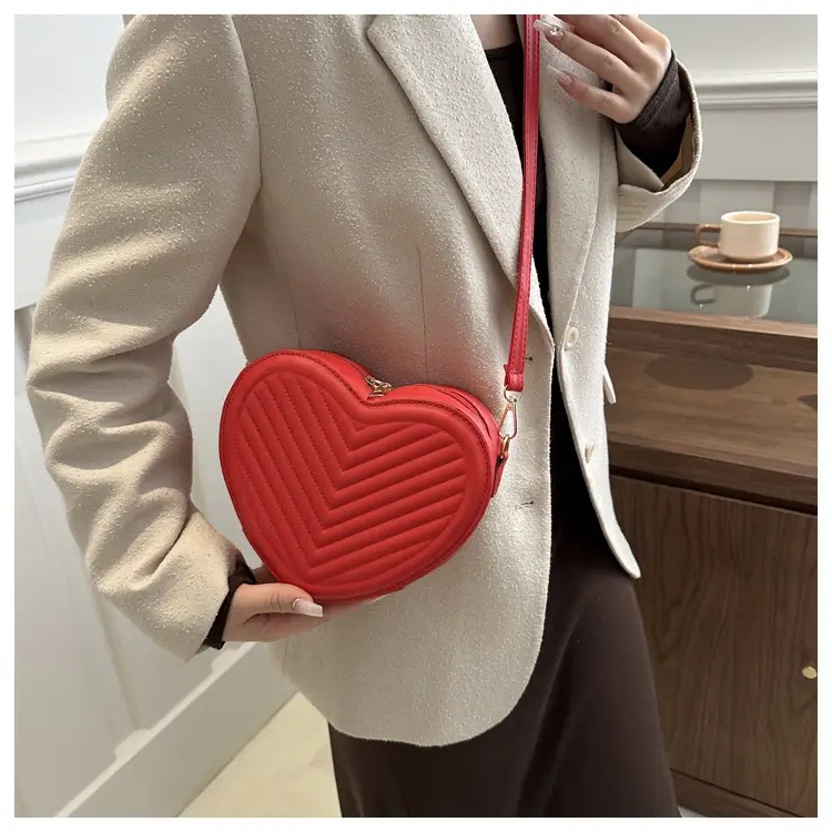 Red Heart-Shaped Shoulder Bag for Women — feature 19