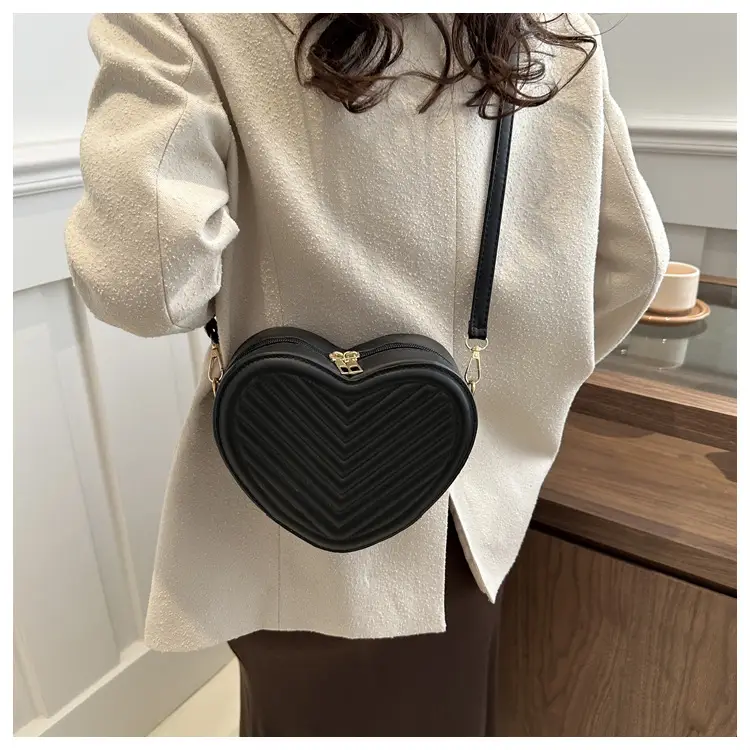 Red Heart-Shaped Shoulder Bag for Women — feature 21