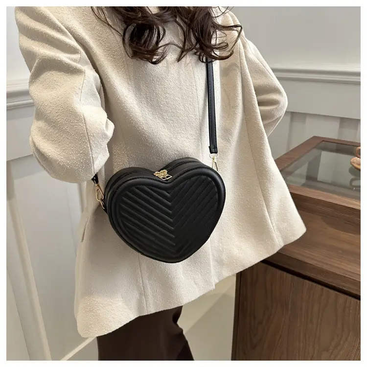 Red Heart-Shaped Shoulder Bag for Women — feature 22