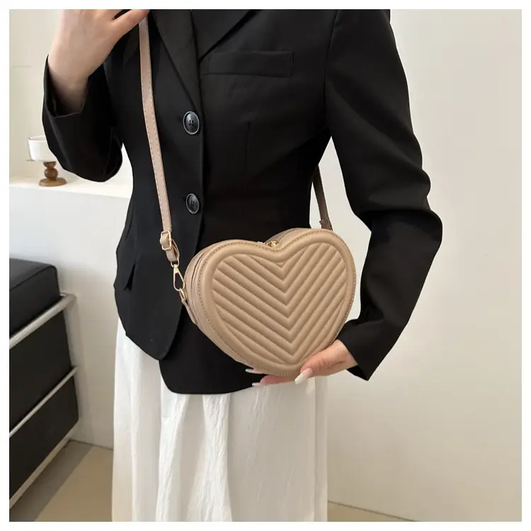Red Heart-Shaped Shoulder Bag for Women — feature 24