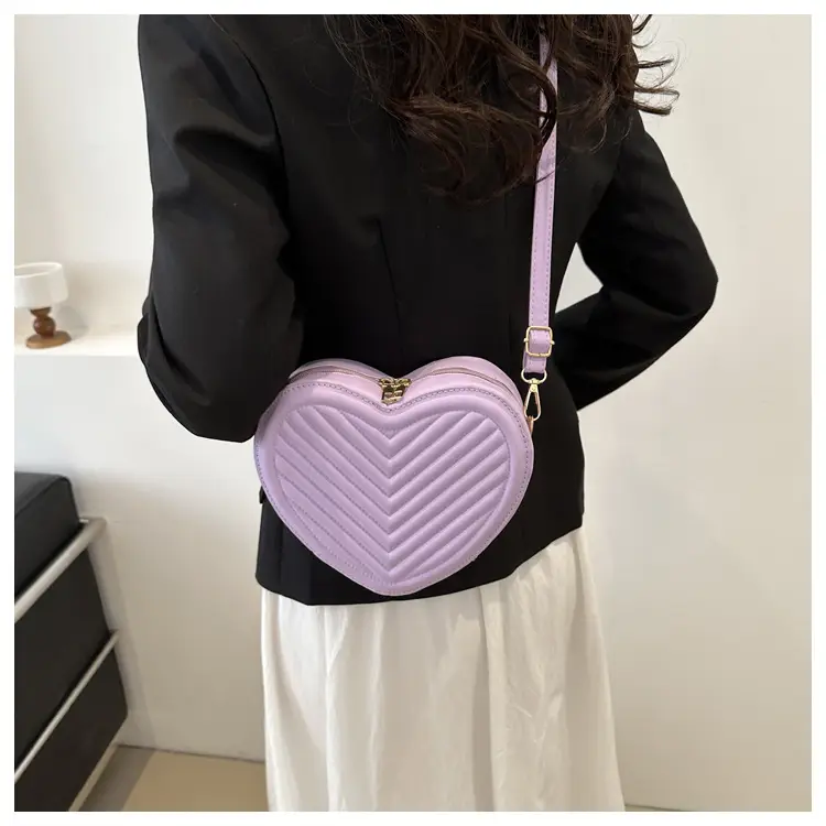 Red Heart-Shaped Shoulder Bag for Women — feature 25