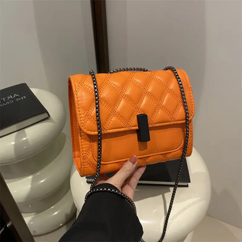 White Rhombic Chain Shoulder Bag for Women