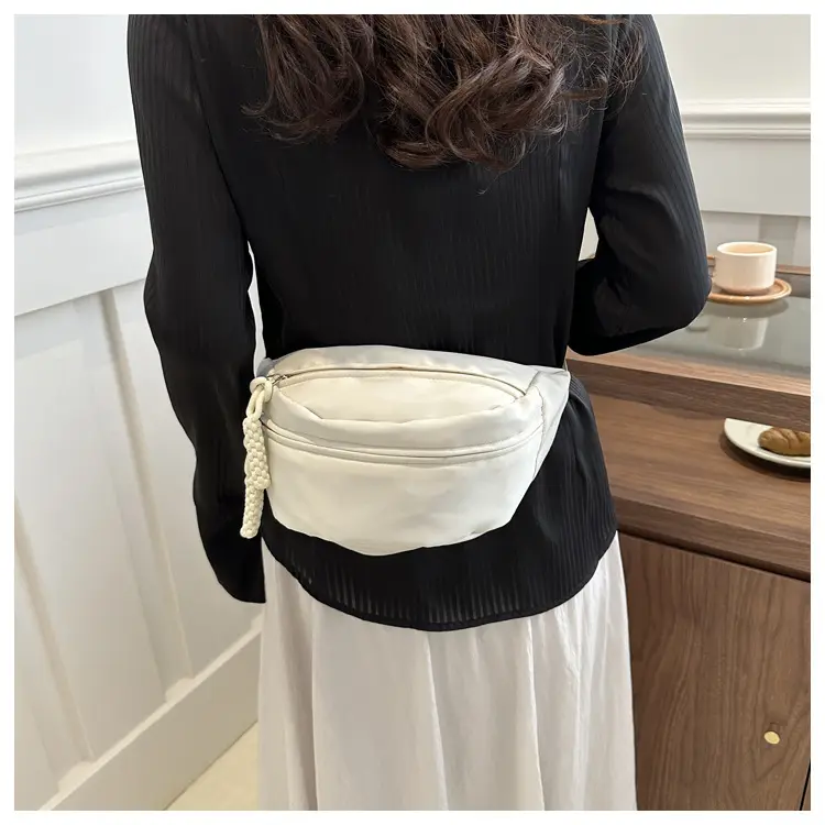 Blue Korean Style Crossbody Bag 2024 Spring — feature 10