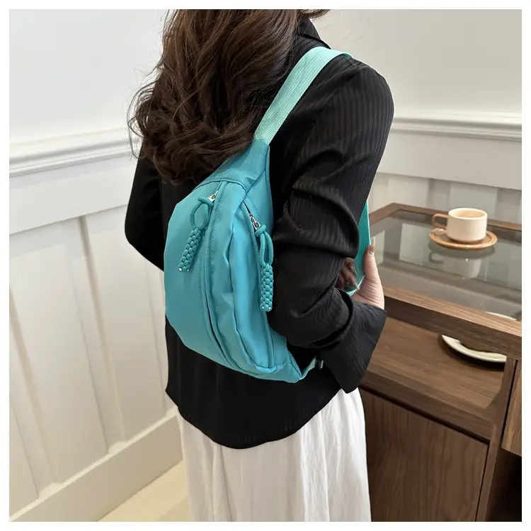 Blue Korean Style Crossbody Bag 2024 Spring — feature 11