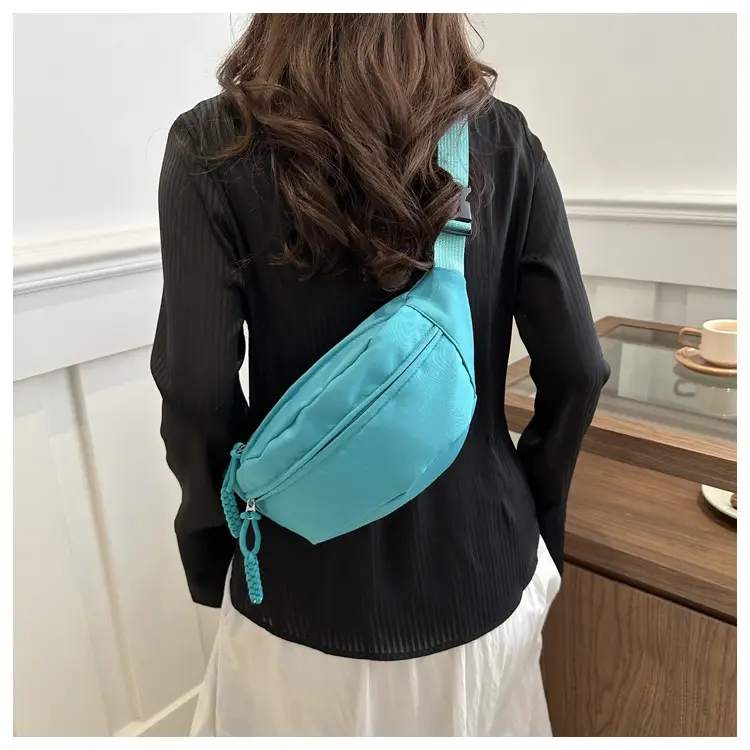 Blue Korean Style Crossbody Bag 2024 Spring — feature 13