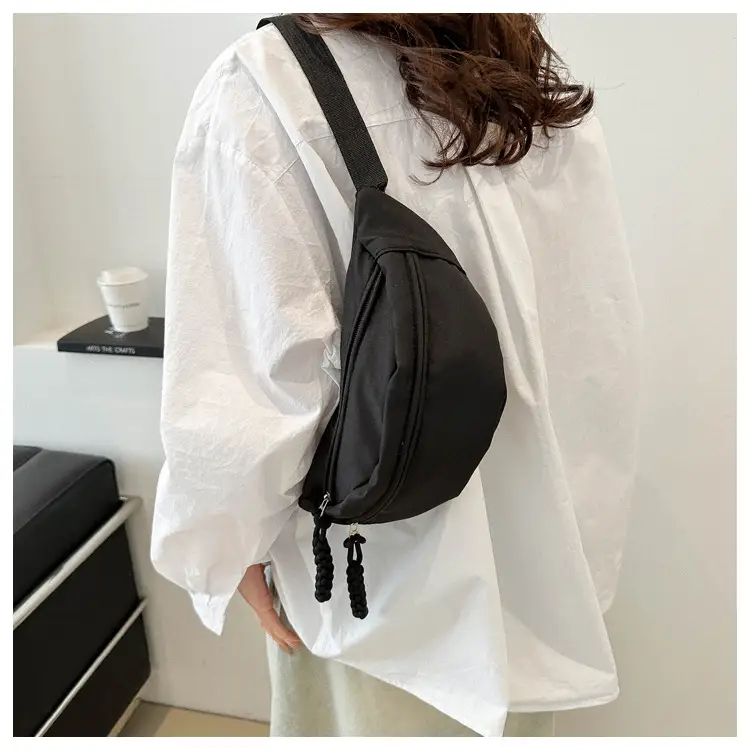 Blue Korean Style Crossbody Bag 2024 Spring — feature 14