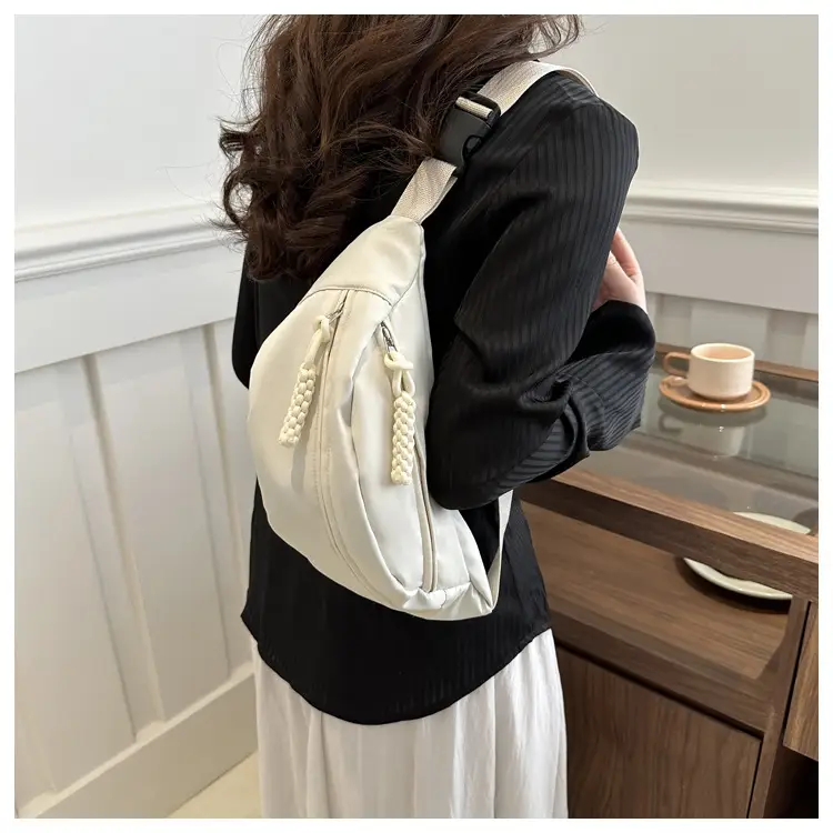Blue Korean Style Crossbody Bag 2024 Spring — feature 8