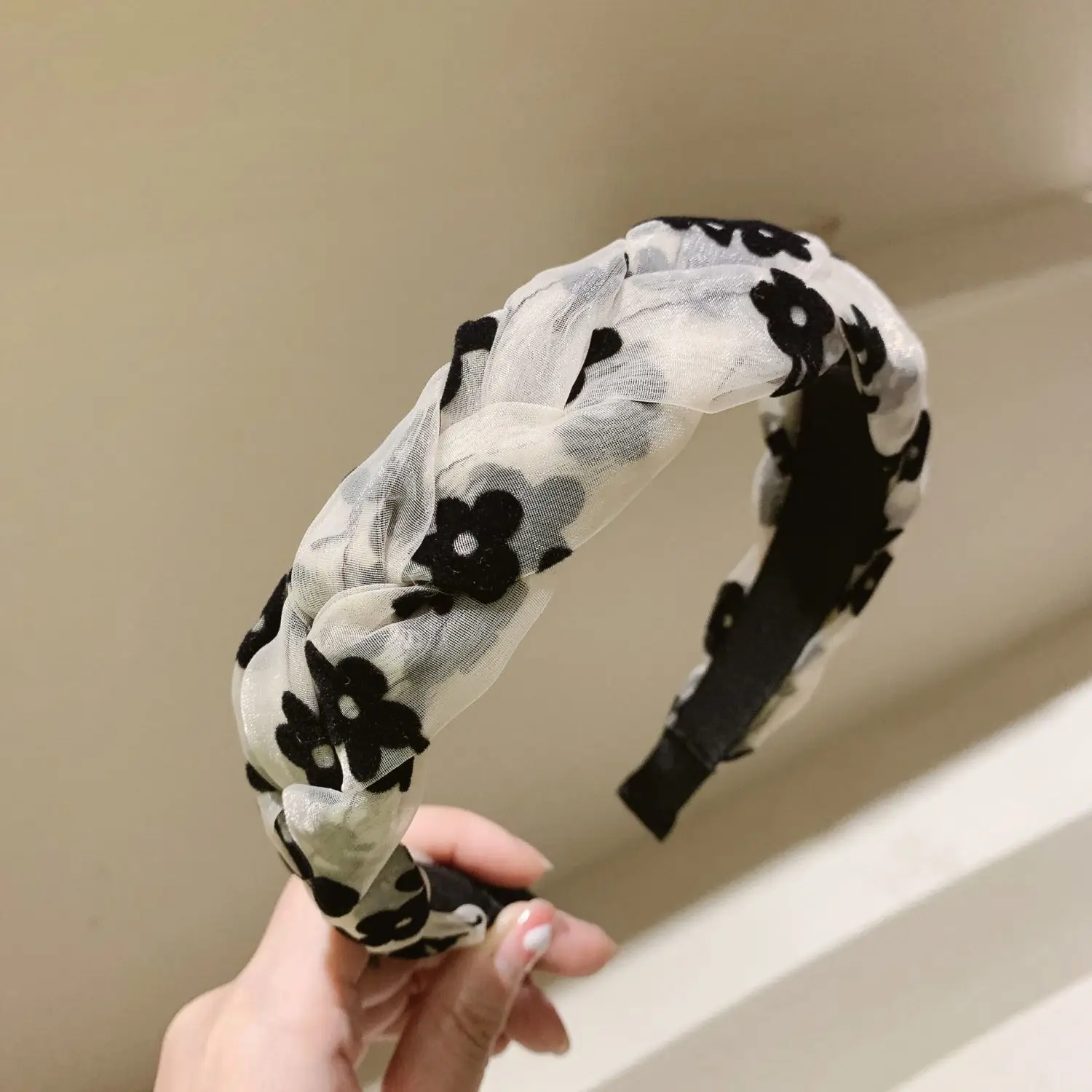 Korean Style Hair Hoop Women Black White Patterned - Image 6
