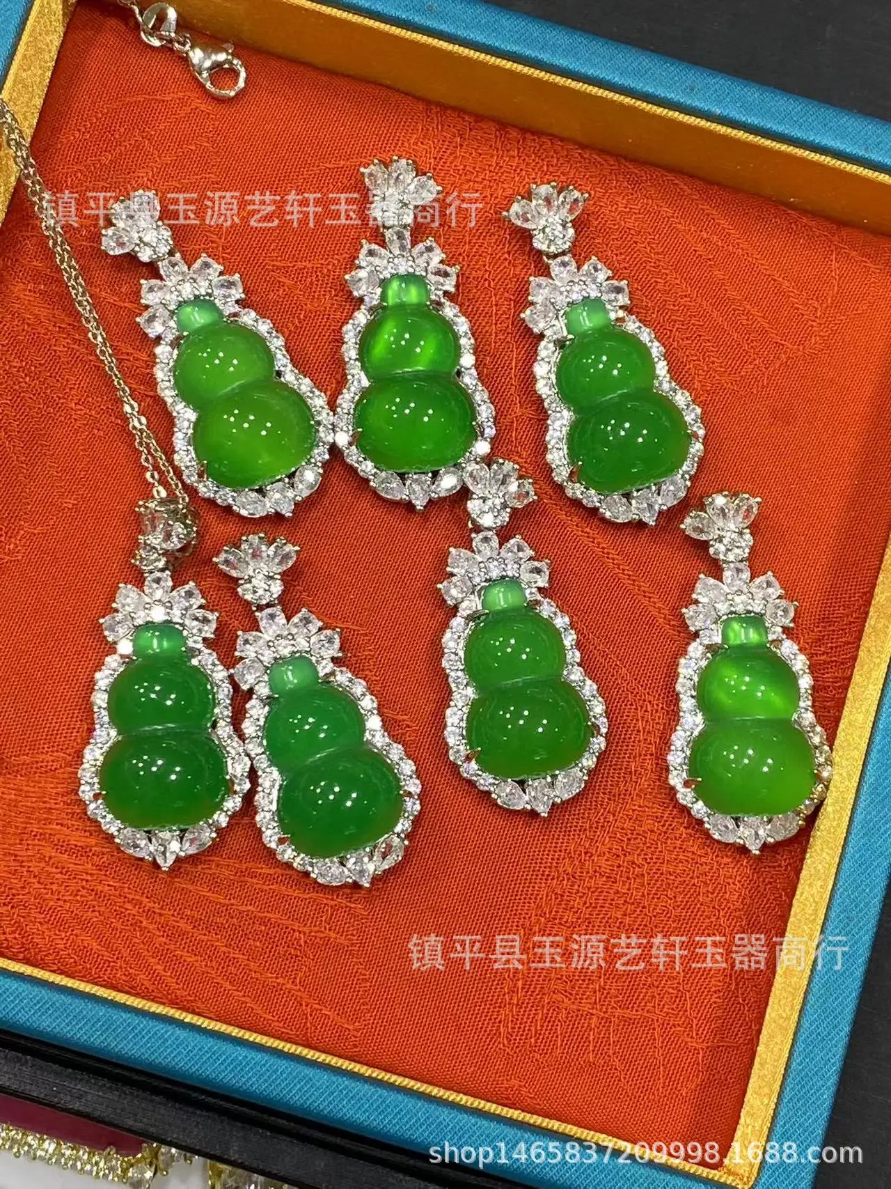 Wholesale Silver Plated Green Gourd Pendant Set — feature 9