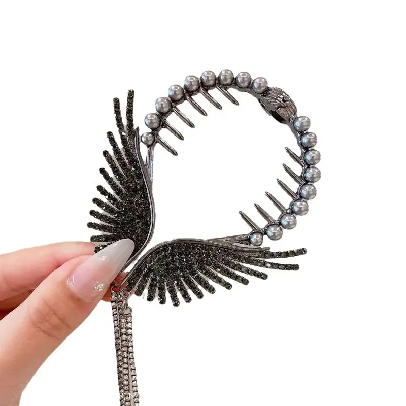Elegant Angel Wings Hair Clip for Women - Image 7