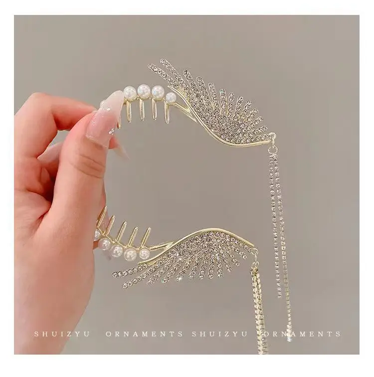 Elegant Angel Wings Hair Clip for Women — feature 9