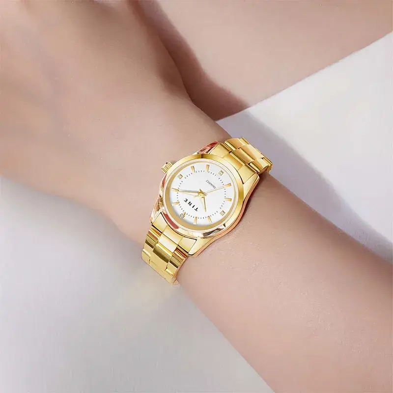 Gold Quartz Women's Watch with Luxurious Steel Band - Image 4