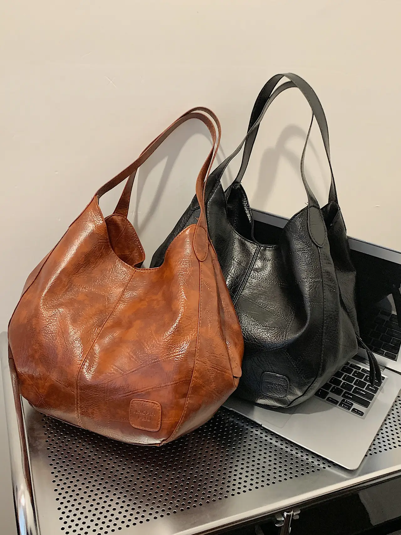 Women's 2024 Retro Leather Tote Bag Large Capacity - Image 5