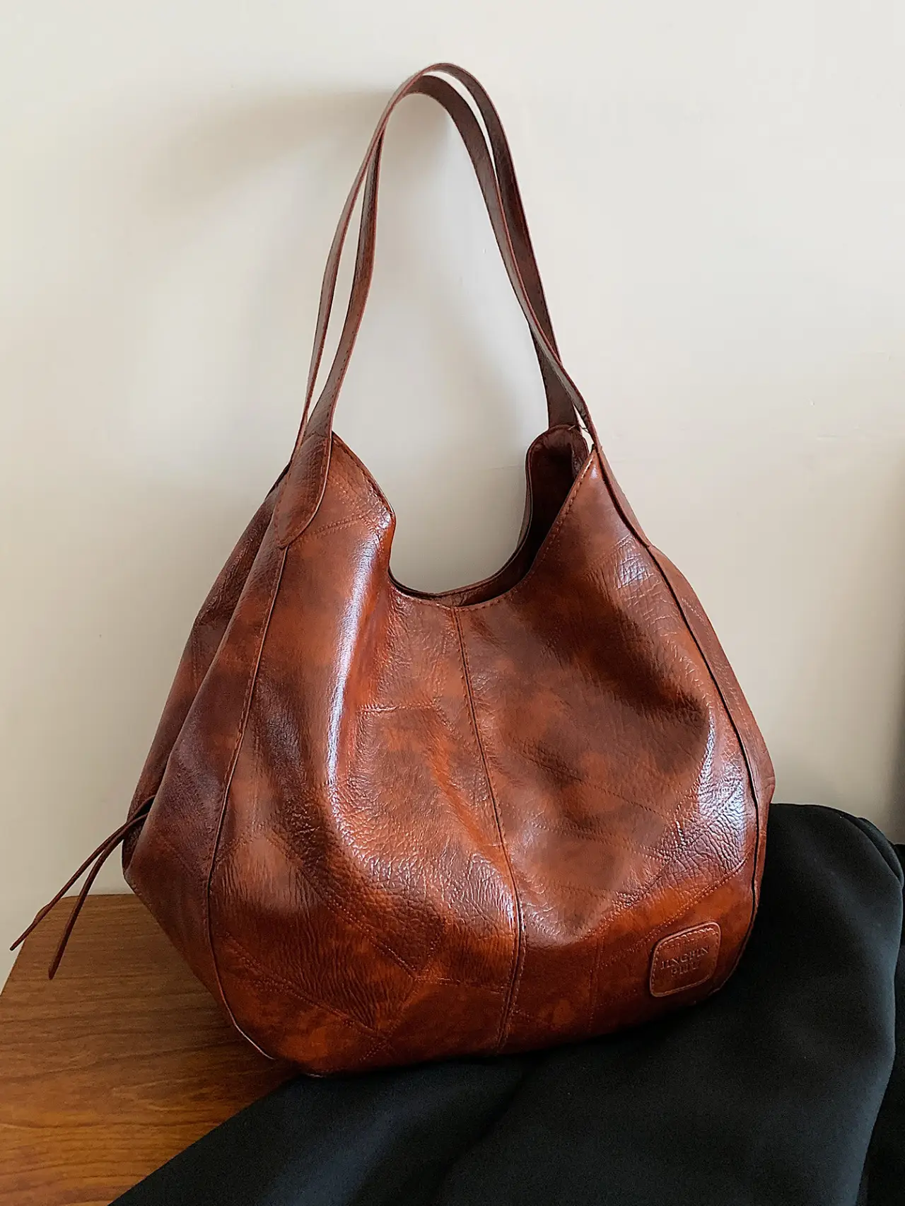 Women's 2024 Retro Leather Tote Bag Large Capacity - Image 7