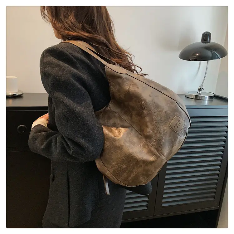 Women's 2024 Retro Leather Tote Bag Large Capacity — feature 15