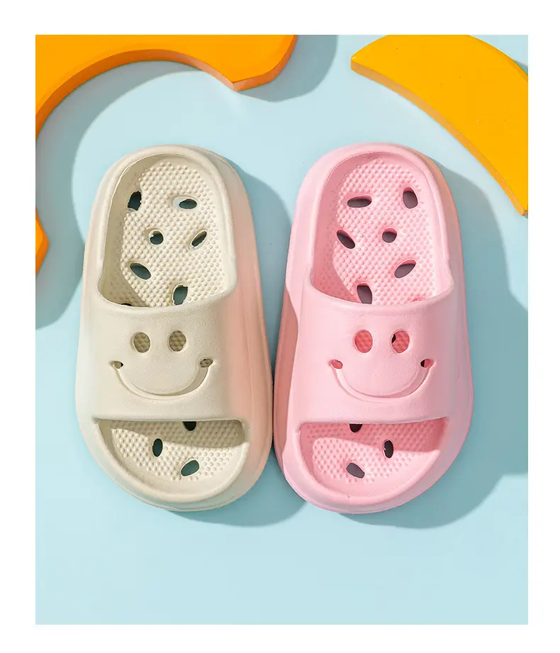 Children's Bath Bathroom Slippers Summer Non-slip Hollow Water Leakage Non-stinky Feet Indoor Household Soft Bottom Sandals for Boys and Girls — feature 22