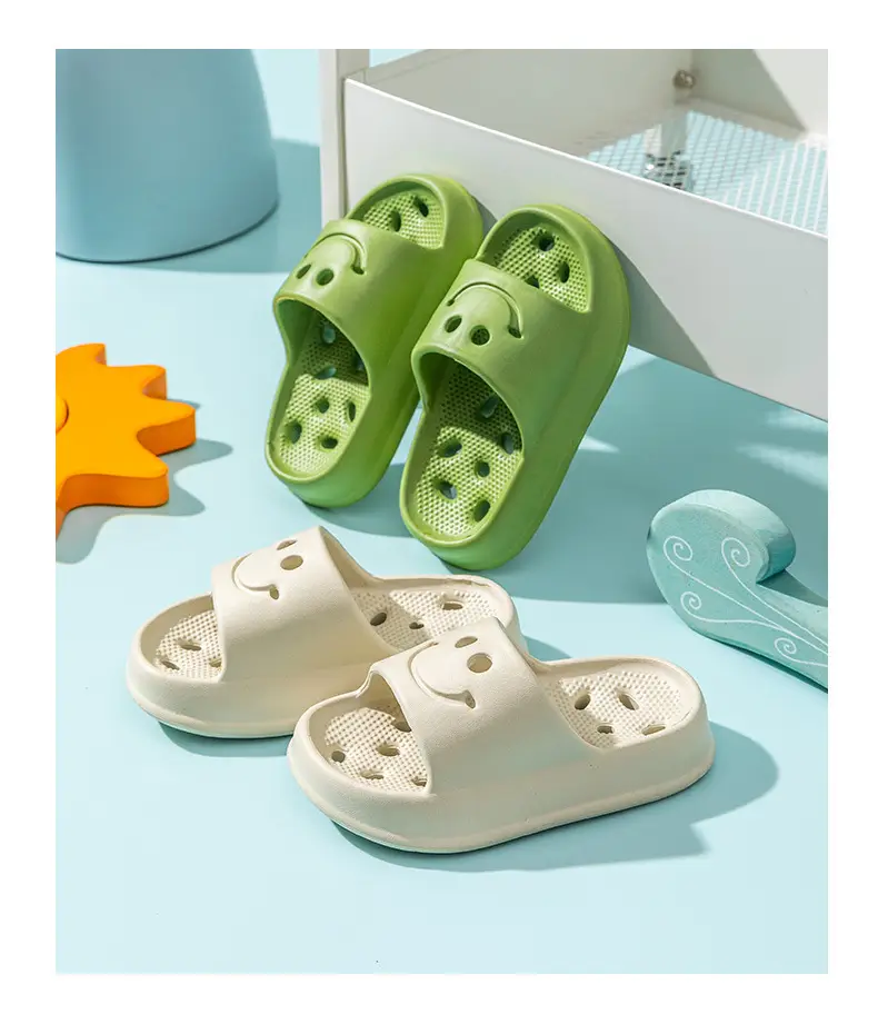 Children's Bath Bathroom Slippers Summer Non-slip Hollow Water Leakage Non-stinky Feet Indoor Household Soft Bottom Sandals for Boys and Girls — feature 23