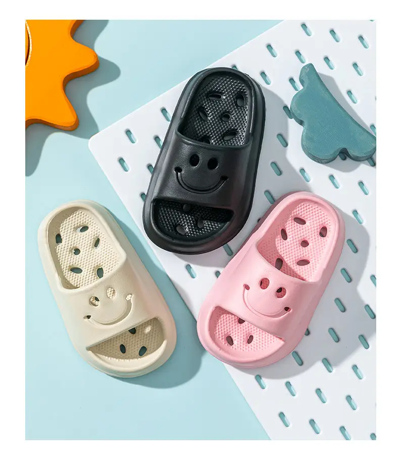 Children's Bath Bathroom Slippers Summer Non-slip Hollow Water Leakage Non-stinky Feet Indoor Household Soft Bottom Sandals for Boys and Girls — feature 26