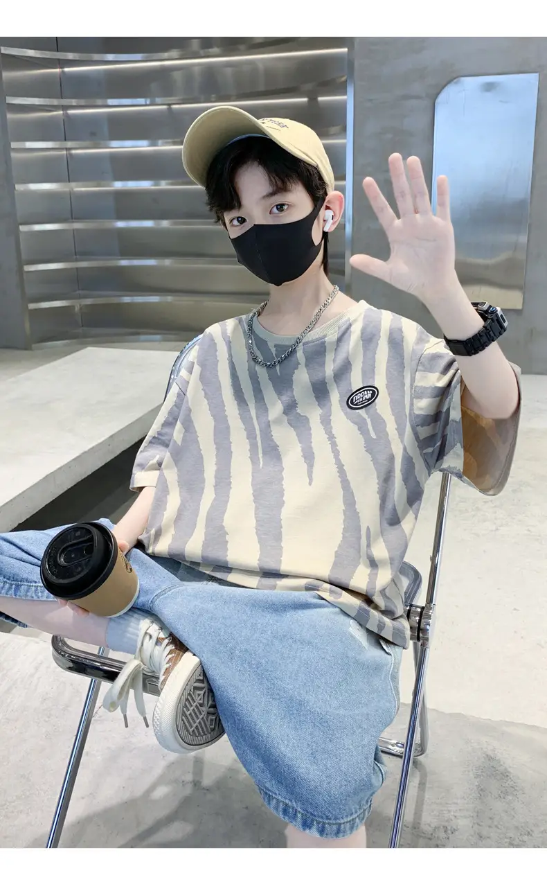 Boys Striped T-Shirt Blue Shorts Set — feature 5