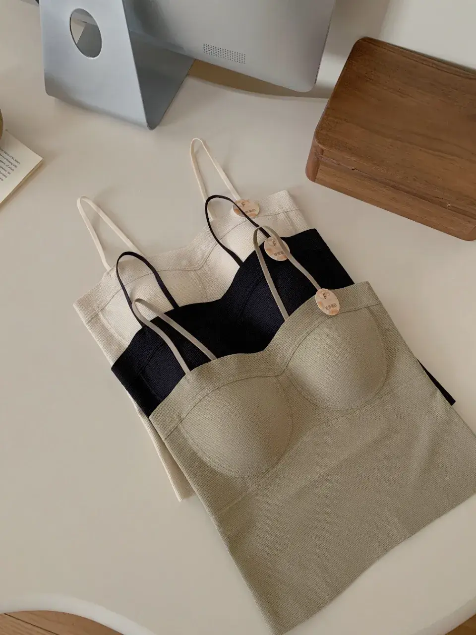 Women's Weight-Loss Camisole Bra-Free Underwear with Chest Pad — feature 5