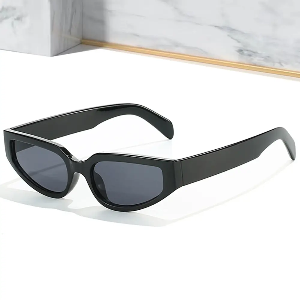 2024 White Retro Cross-Border Sunglasses for Women - Image 7