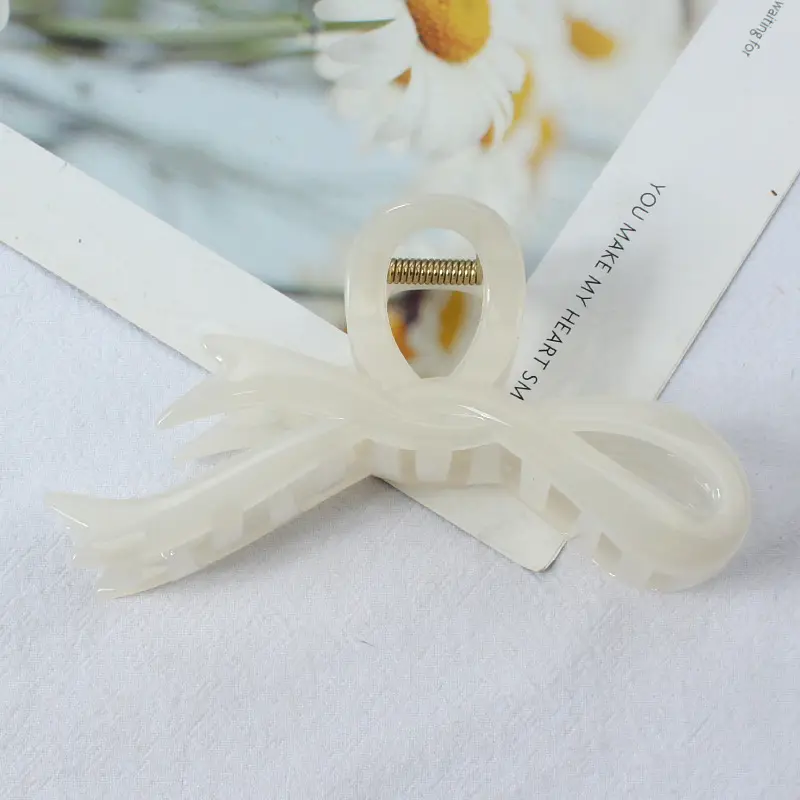 Asymmetrical Acrylic Hair Clip for Ponytail & Accessory Use - Image 16