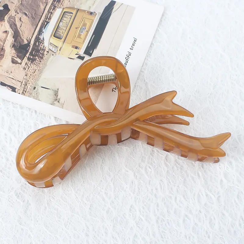 Asymmetrical Acrylic Hair Clip for Ponytail & Accessory Use - Image 20