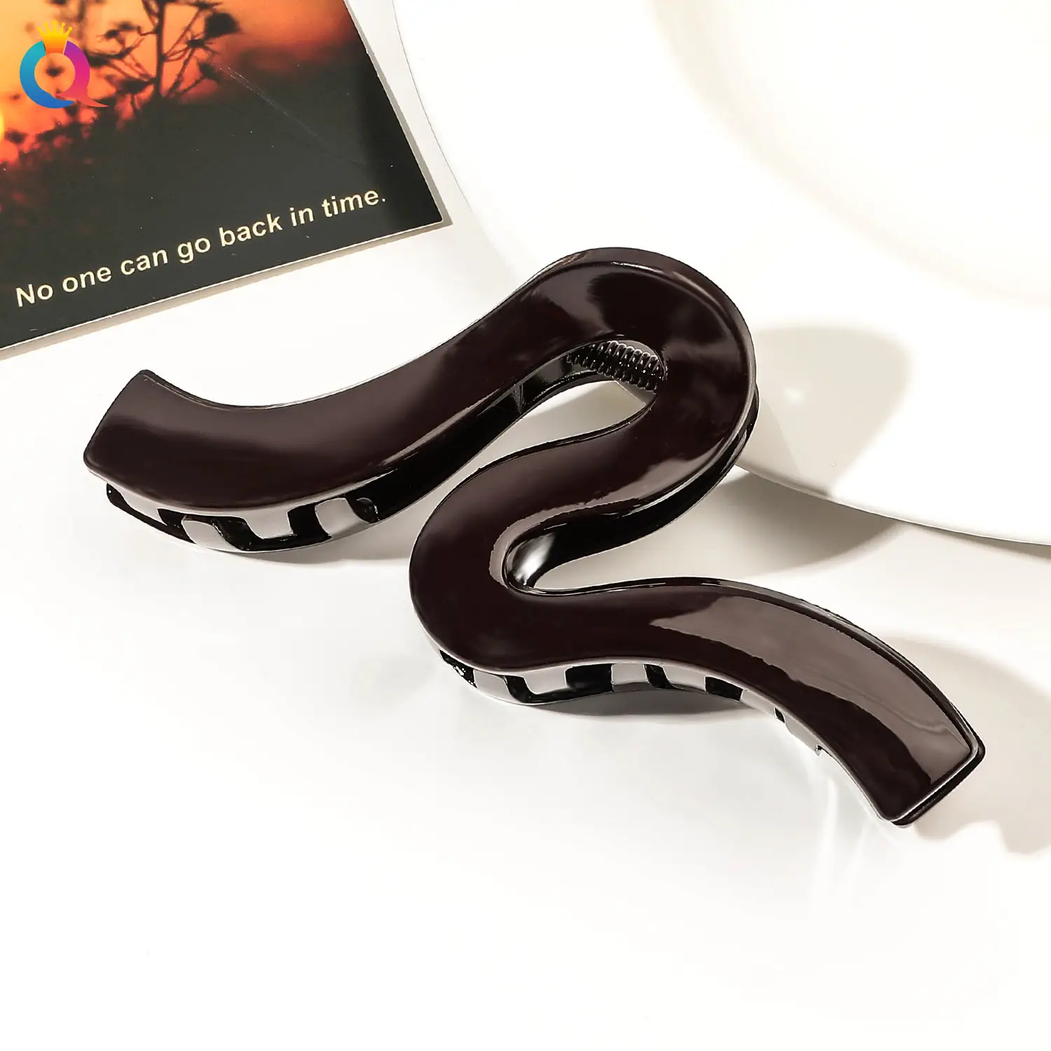 Qiyue Black Shark Hair Grab Clip Large - Image 10