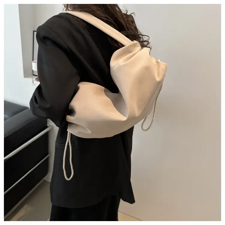 Women's Soft Nylon Shoulder Bag Beige 2024 Spring — feature 16