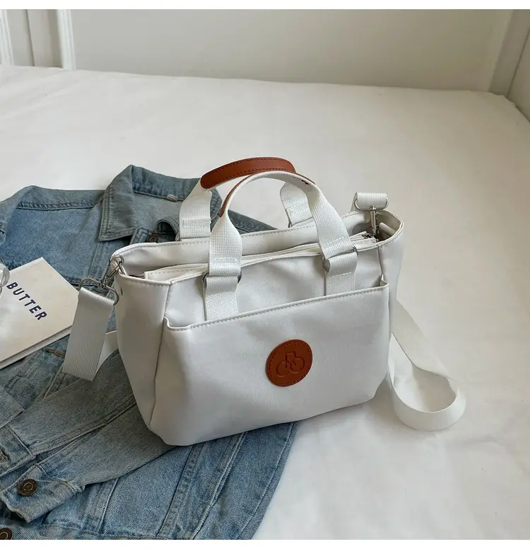 Women's White Leather Shoulder Crossbody Bag 2024 — feature 23