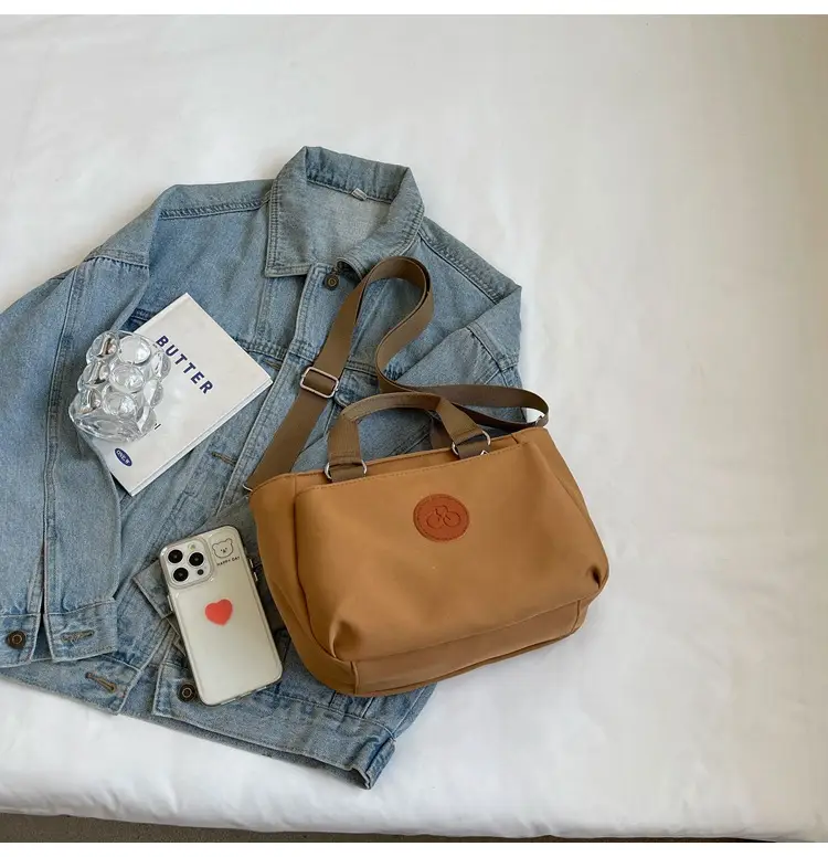 Women's White Leather Shoulder Crossbody Bag 2024 — feature 36