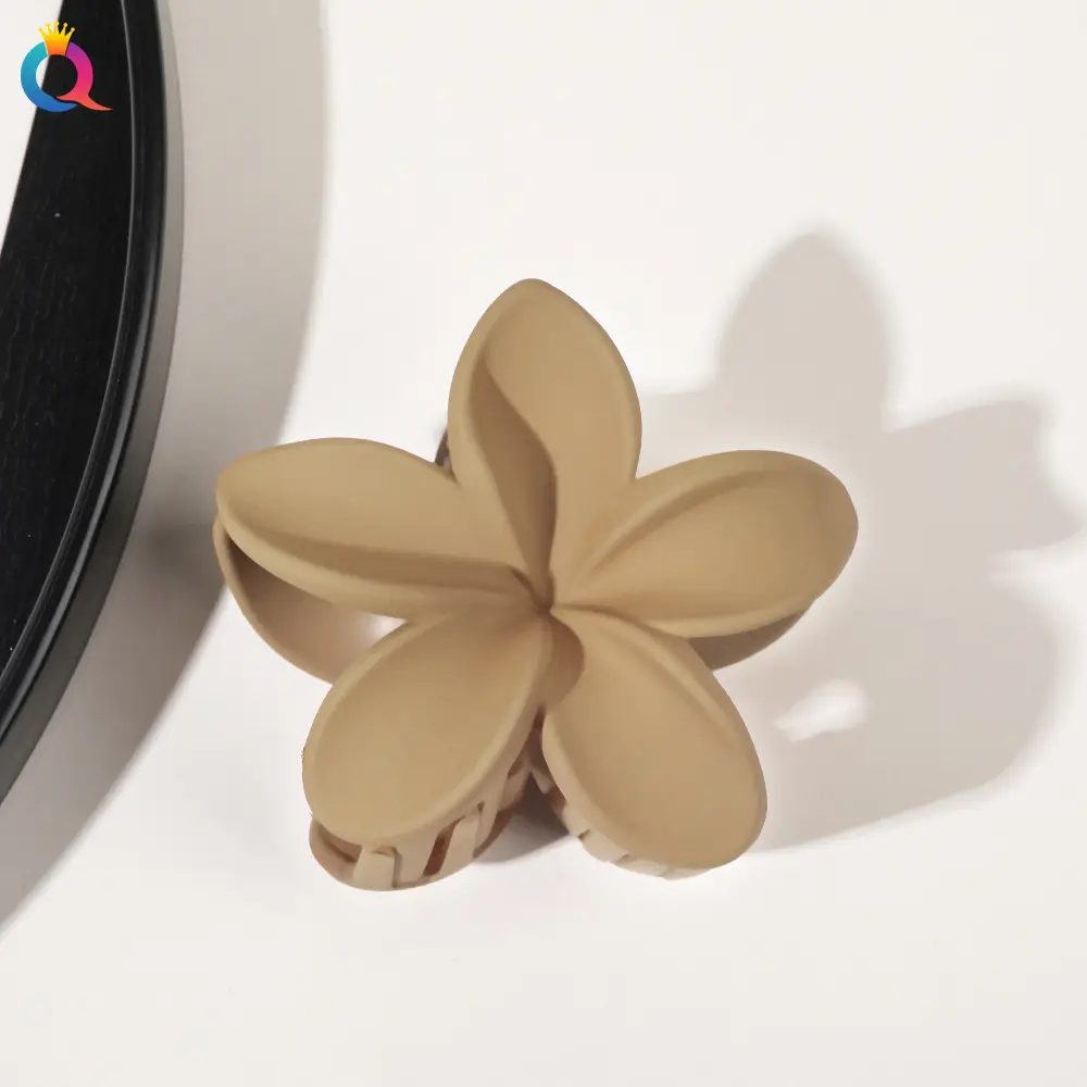 8cm egg flower-frosted milk coffee