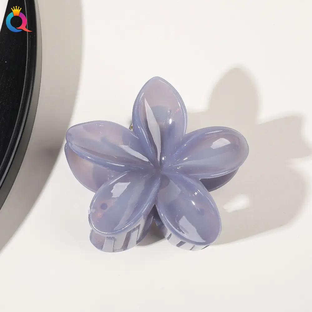 Transparent Flower Hairpin with Grip Clip — feature 50