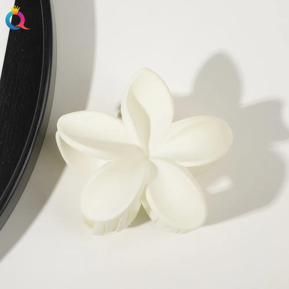 Transparent Flower Hairpin with Grip Clip - Image 20