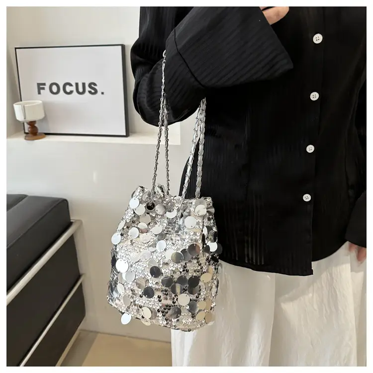 Black Sequin Chain Shoulder Bag for Women 2024 — feature 15