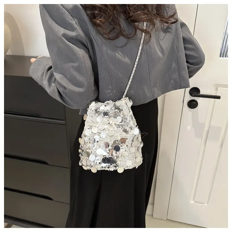 Black Sequin Chain Shoulder Bag for Women 2024 — feature 20