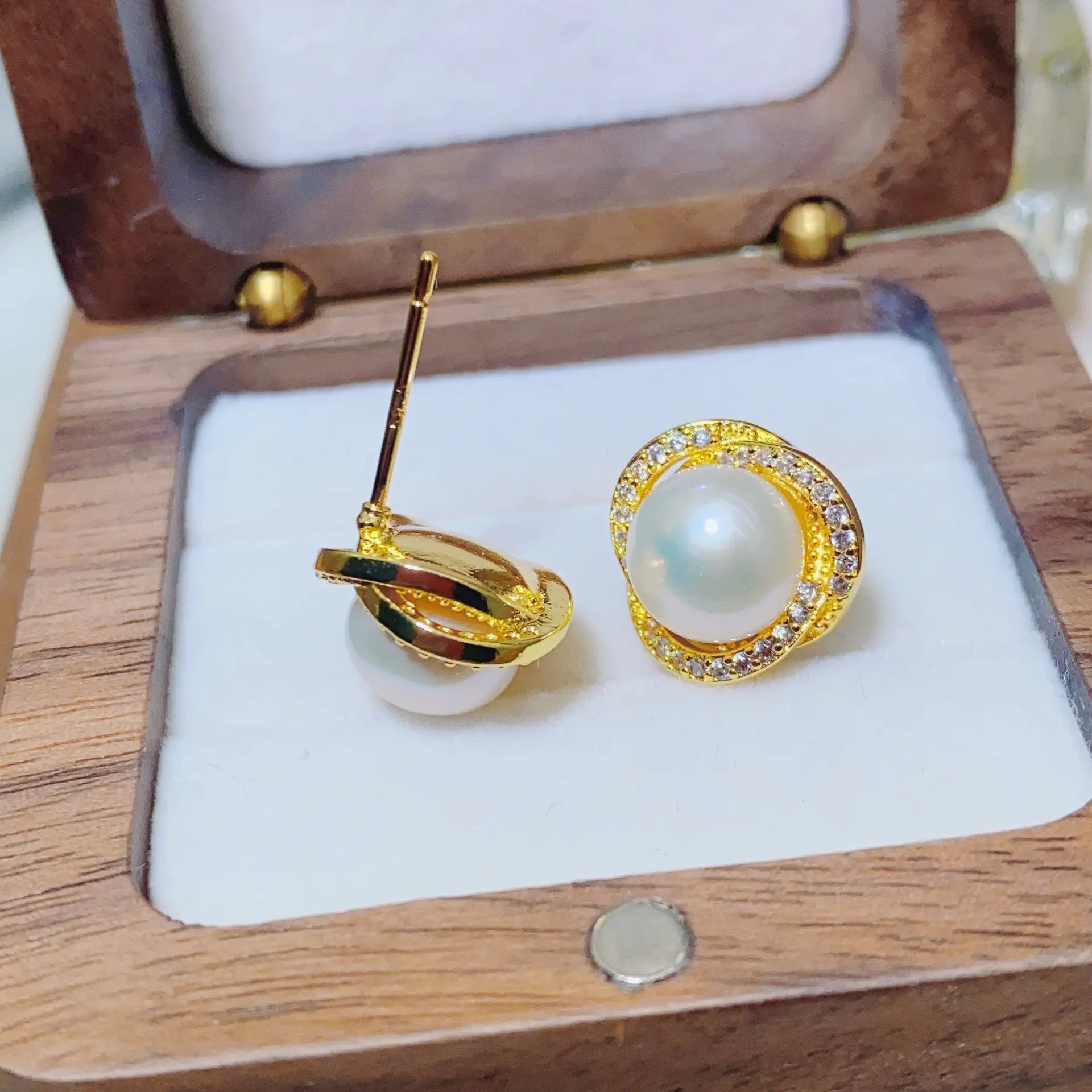 2024 Pearl Earrings Women S925 Silver Light - Image 5