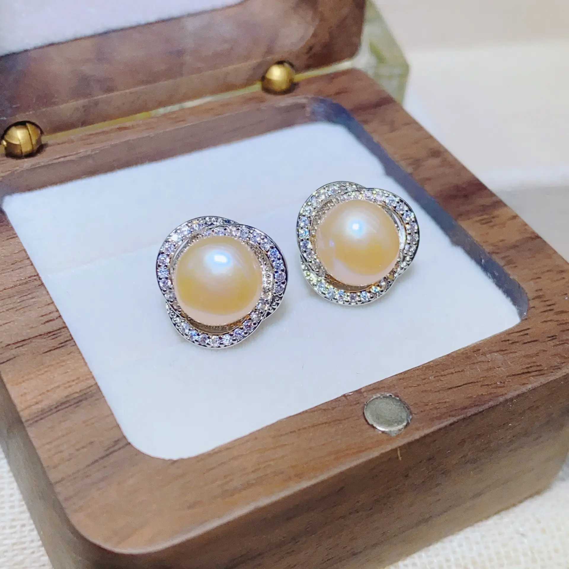 2024 Pearl Earrings Women S925 Silver Light — feature 5