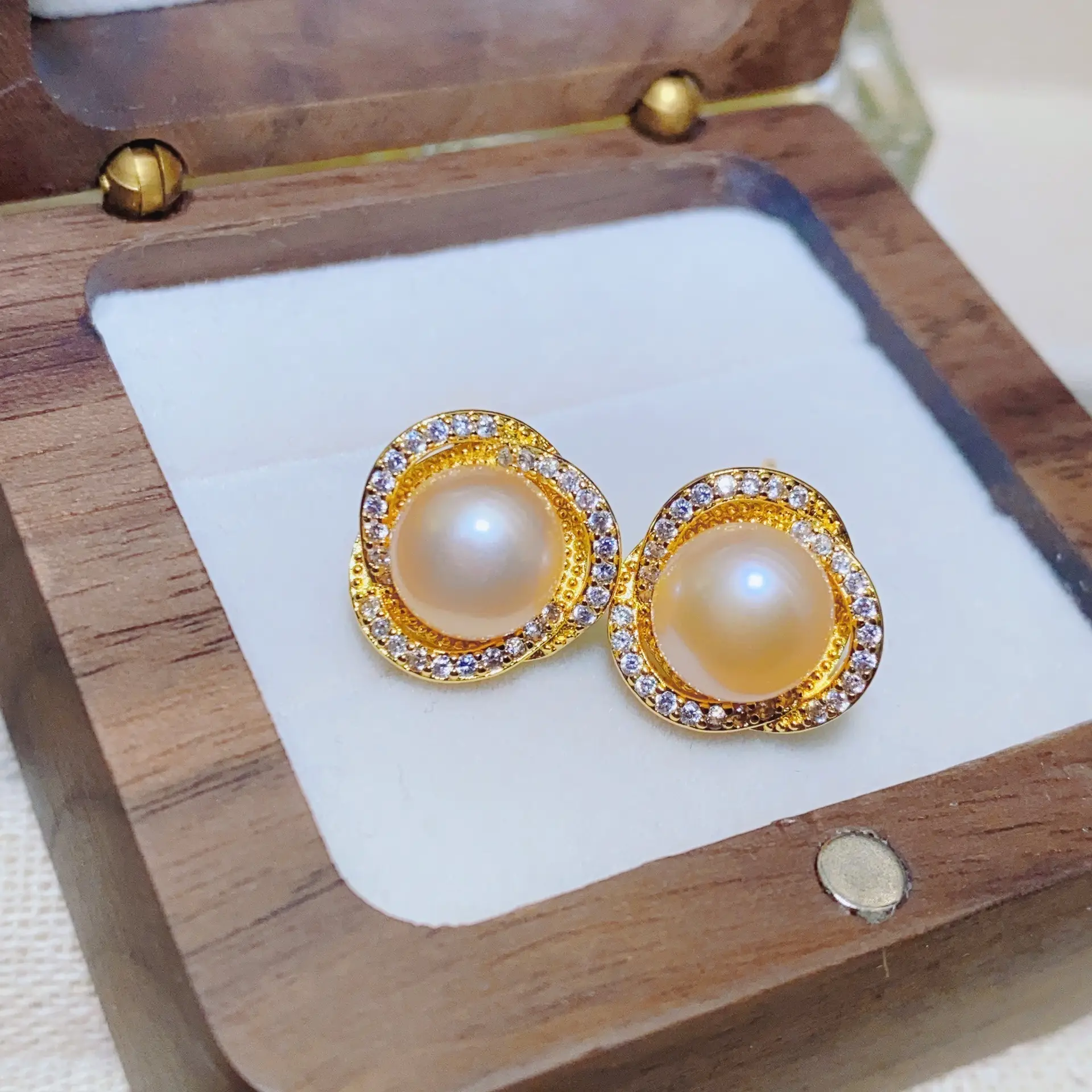 2024 Pearl Earrings Women S925 Silver Light — feature 7