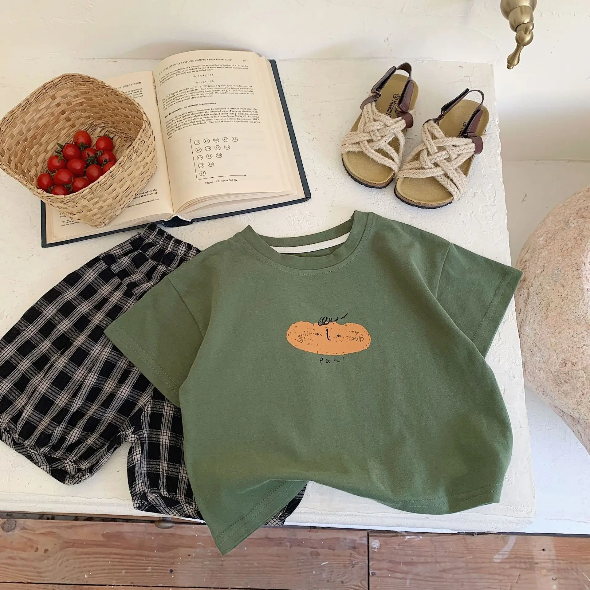 Boys Printed Cotton T-Shirt Set Green White - Image 4