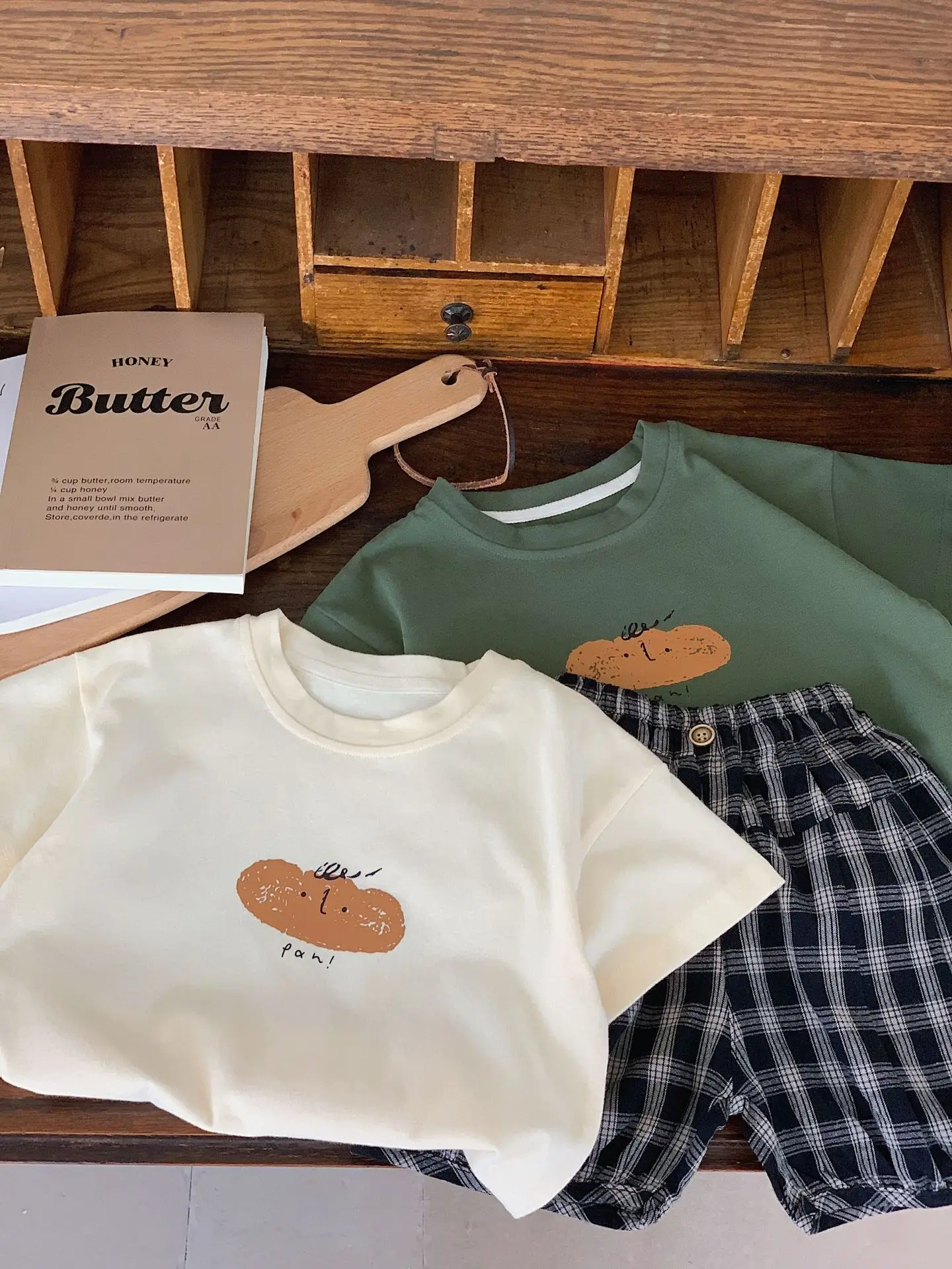 Boys Printed Cotton T-Shirt Set Green White — feature 1
