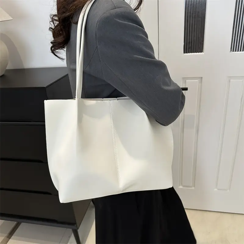 Black Women's Casual Commuter Tote Bag 2024 - Image 8