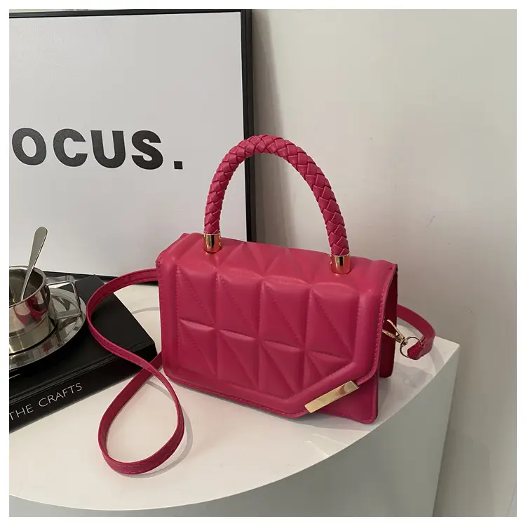 Black Rhombic Quilted Shoulder Bag for Women — feature 25